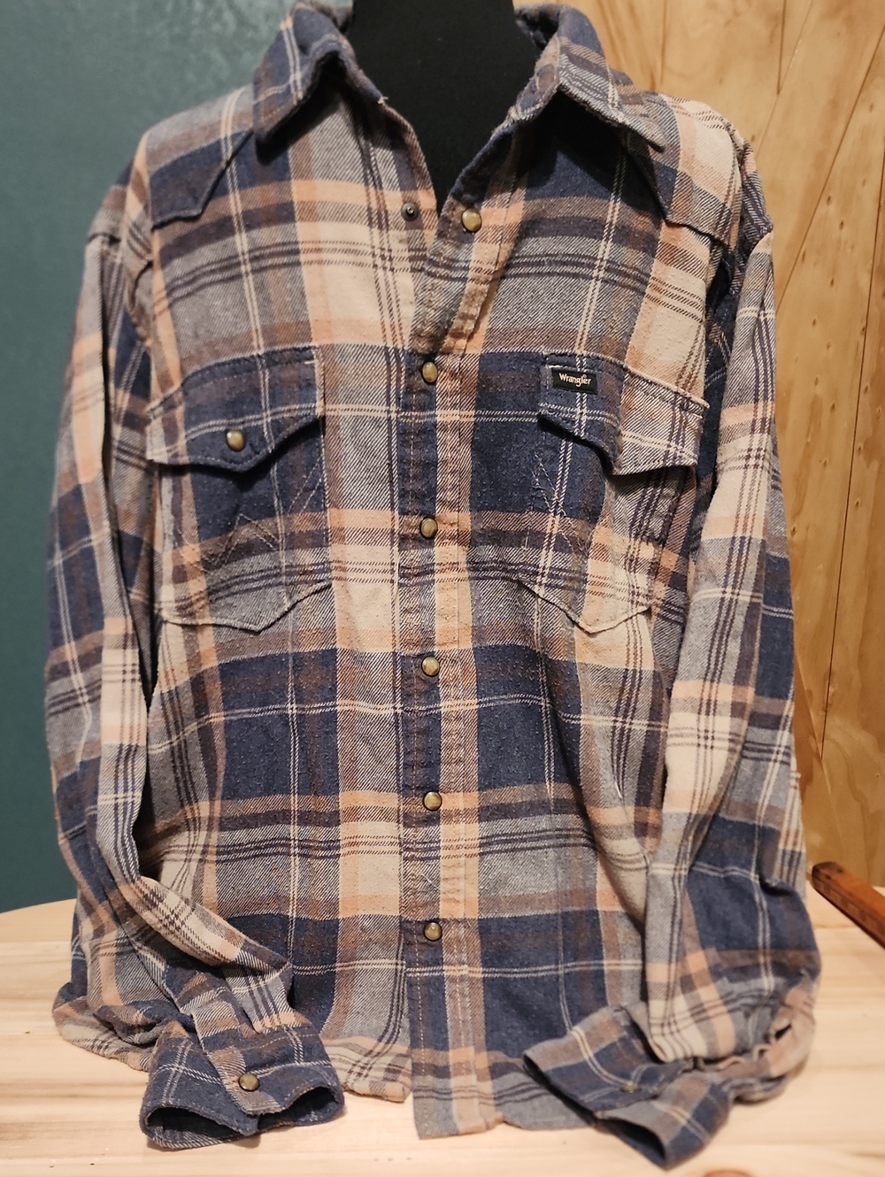 Wrangler Navy and Tan Plaid Button-Down Shirt